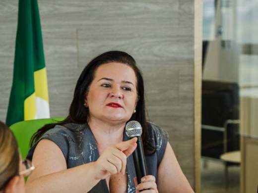 Mazé Maia em agenda pelo Ceará